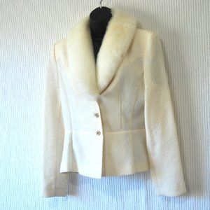 Amanda Smith Beige Faux Fur Collar Jacket Blazer